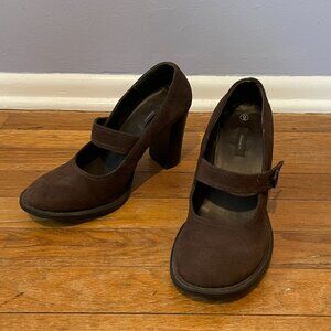 Xhileration brown suede chunky heel Mary Janes size 9